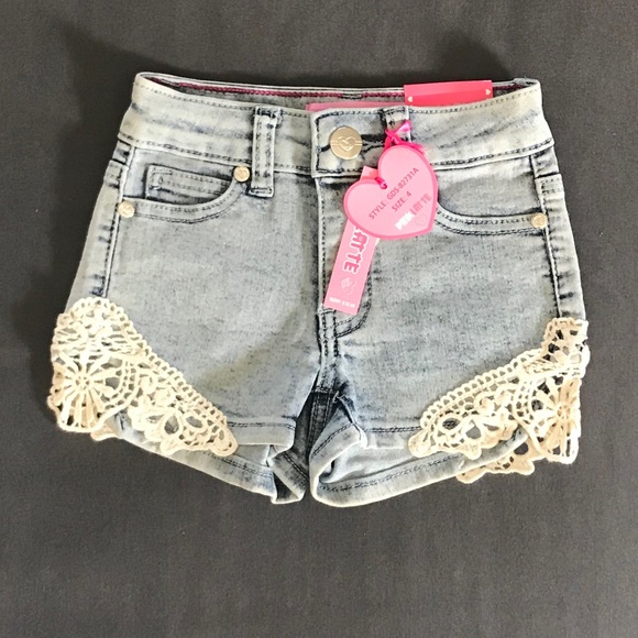 Girls Denim Shorts w/Lace Accent. Adjustable Waist - Picture 2 of 11